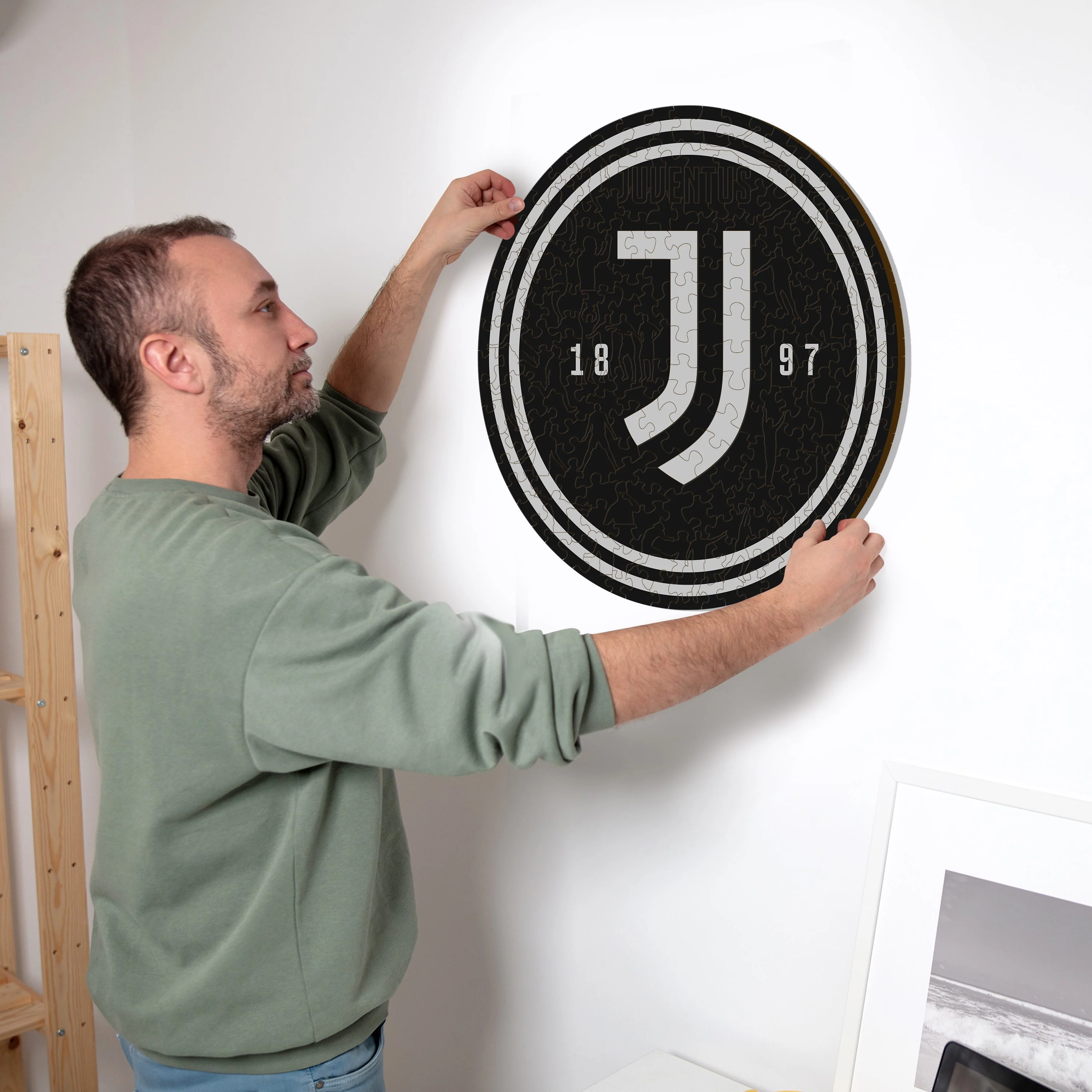Juventus FC® Logo - Wooden Puzzle - Image 5